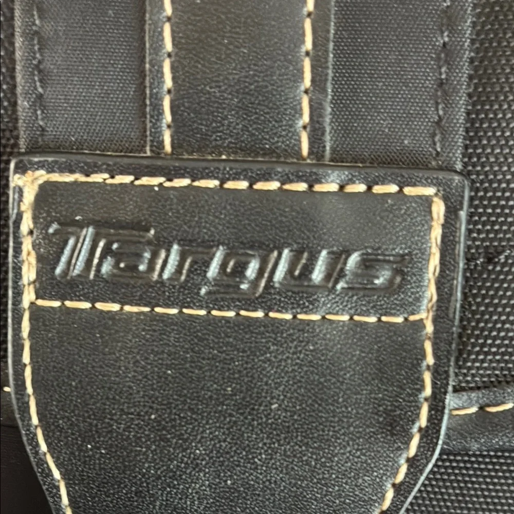 Targus Black Laptop Bag Professional Structured Design